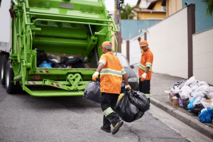 Exploring the Versatility of Roll Off Dumpster Services Across Industries